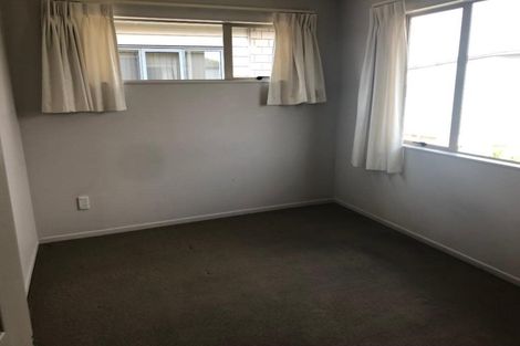 Photo of property in 13 Bushpark Place, Flat Bush, Auckland, 2016