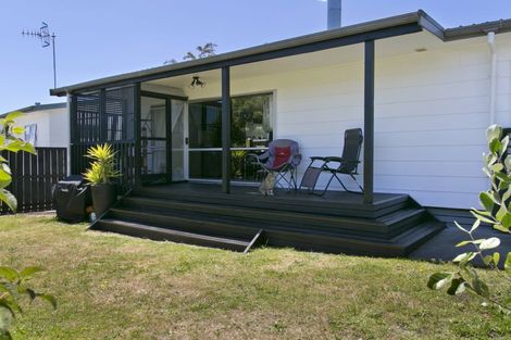 Photo of property in 2/14 Tawa Street, Hilltop, Taupo, 3330