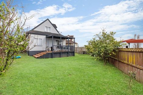 Photo of property in 1/13 Greenstone Place, Clover Park, Auckland, 2019