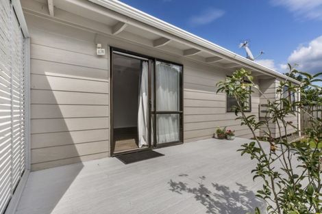 Photo of property in 13a Larnoch Road, Henderson, Auckland, 0610