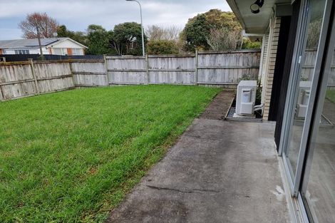 Photo of property in 2/1 Latham Avenue, Pakuranga, Auckland, 2010