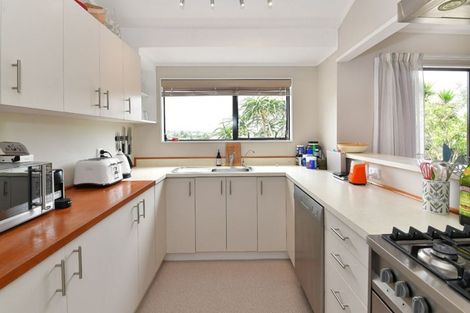 Photo of property in 29 Polkinghorne Drive, Manly, Whangaparaoa, 0930