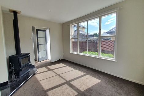 Photo of property in 17 Grosvenor Street, Redwood, Christchurch, 8051