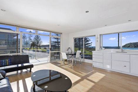Photo of property in 1/47 Marine Parade, Mount Maunganui, 3116