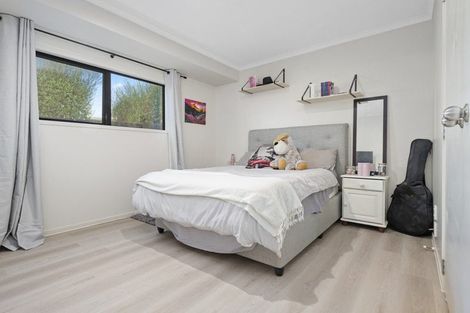 Photo of property in 12 Rays Way, Tuakau, 2121