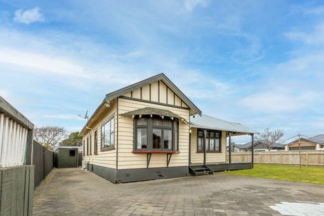 Photo of property in 19 Ward Street, Palmerston North, 4414