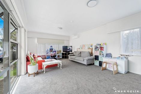 Photo of property in 53 Northcote Road, Northcote, Christchurch, 8052