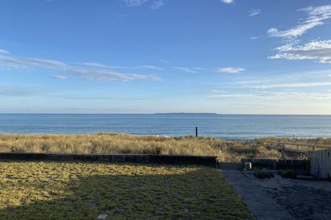 Photo of property in 91 Karewa Parade, Papamoa Beach, Papamoa, 3118