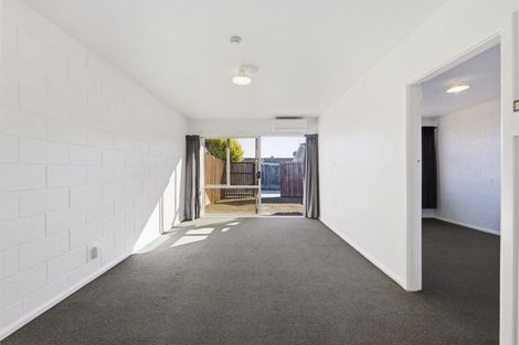 Photo of property in 6/65 Champion Street, Edgeware, Christchurch, 8013