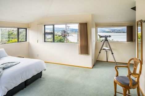 Photo of property in 45 Mana View Road, Paremata, Porirua, 5026