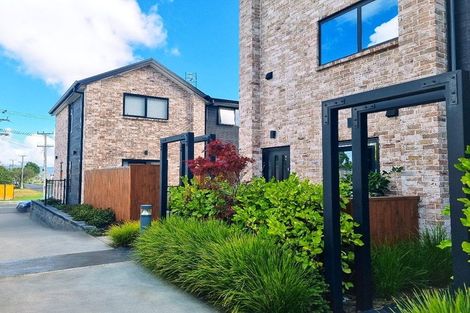 Photo of property in 4/57 Taikata Road, Te Atatu Peninsula, Auckland, 0610