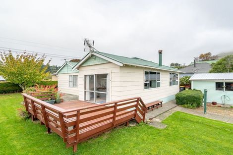 Photo of property in 38 Seaton Road, Portobello, Dunedin, 9014