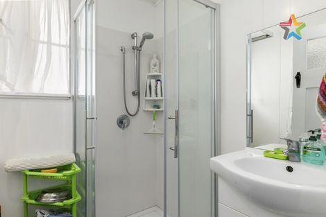 Photo of property in 188 Cambridge Terrace, Naenae, Lower Hutt, 5011