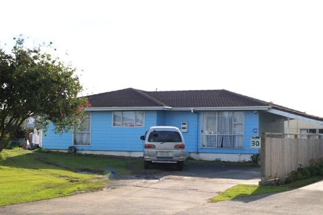 Photo of property in 30 Chelburn Crescent, Mangere East, Auckland, 2024