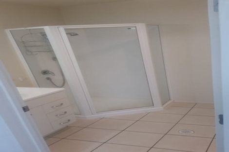 Photo of property in 12/3 Orwell Road, Greenhithe, Auckland, 0632