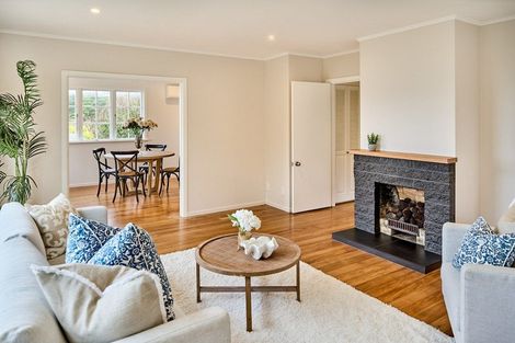 Photo of property in 14 Taupo Crescent, Plimmerton, Porirua, 5026