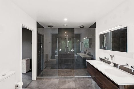 Photo of property in 120 Pipers Valley Road, Duvauchelle, Akaroa, 7581