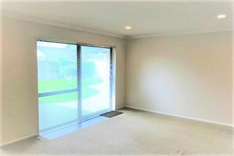Photo of property in 15 Waiora Place, Pyes Pa, Tauranga, 3112