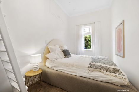 Photo of property in 1 Harrold Street, Highbury, Wellington, 6012