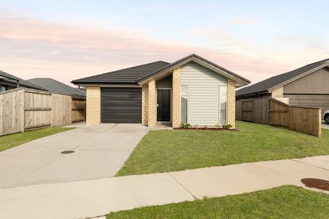 Photo of property in 33 Kanapa Close, Papamoa, 3118