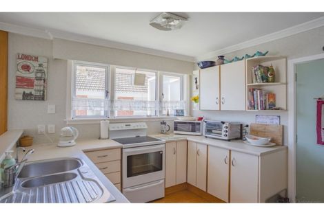 Photo of property in 10 Saint George Street, Watlington, Timaru, 7910