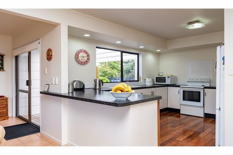 Photo of property in 6 Awatea Street, Mangawhai Heads, Mangawhai, 0505