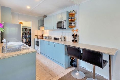 Photo of property in 106 Queen Street, Waiuku, 2123