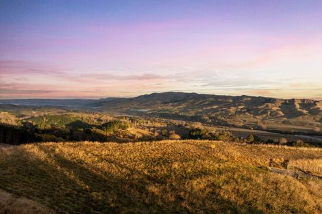 Photo of property in 1 Raratu Road, Kahuranaki, 4295