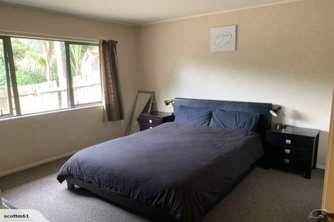 Photo of property in 13a Trelawn Place, Cockle Bay, Auckland, 2014