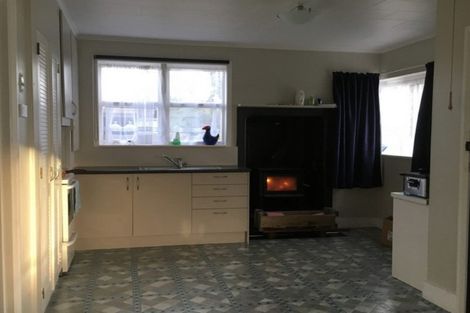 Photo of property in 72 Leslie Street, Waitara, 4320