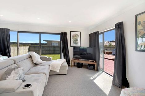 Photo of property in 21 Story Street, Foxton Beach, Foxton, 4815