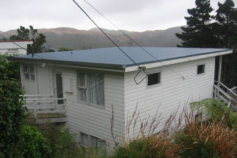 Photo of property in 49a Huntingdon Street, Northland, Wellington, 6012