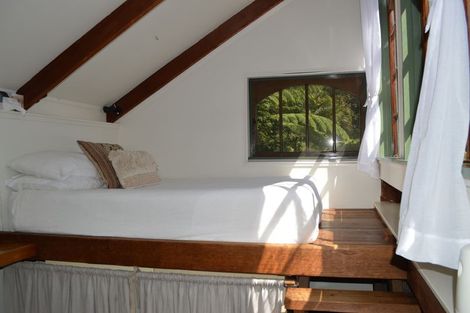 Photo of property in 121 Waihirere Drive, Tuateawa, Coromandel, 3583