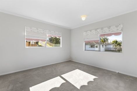 Photo of property in 45a Sycamore Drive, Sunnynook, Auckland, 0620