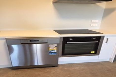 Photo of property in 65 York Street, Picton, 7220