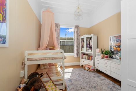 Photo of property in 14 Russell Street, Foxton, 4814