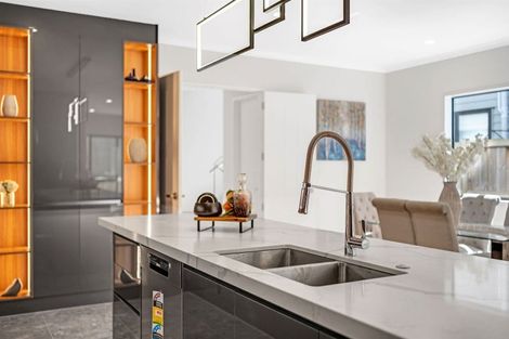 Photo of property in 54 Hikuawa Road, Flat Bush, Auckland, 2019