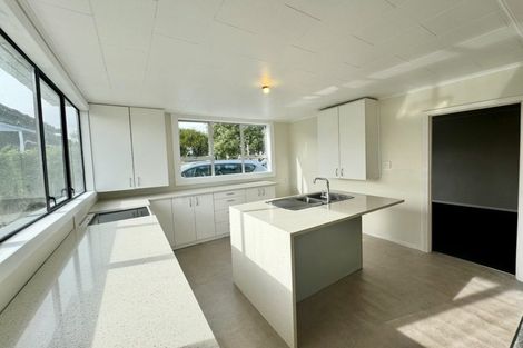 Photo of property in 27 Dundas Road, Sanson, 4817