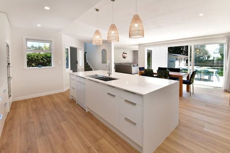 Photo of property in 20 Glamis Avenue, Manly, Whangaparaoa, 0930
