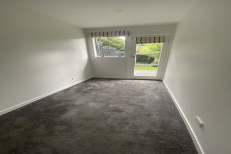 Photo of property in 19 Zande Terrace, Tawa, Wellington, 5028