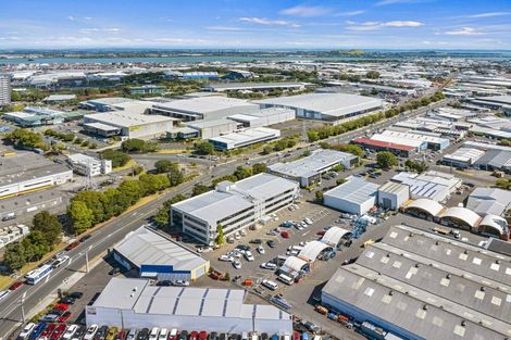 Photo of property in 101 Station Road, Kumeu, 0891