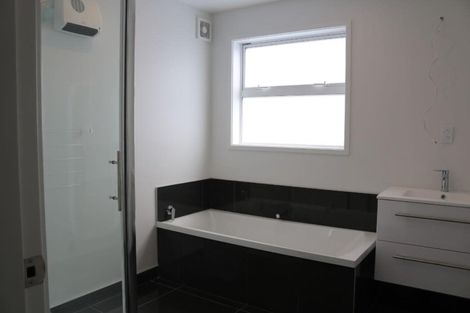 Photo of property in 19 Central Terrace, Alicetown, Lower Hutt, 5010