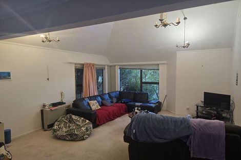 Photo of property in 7 Silverton Place, Churton Park, Wellington, 6037