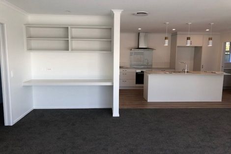 Photo of property in 19b Augusta Rise, Omokoroa, 3114