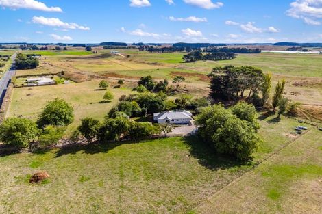 Photo of property in 42 Waitarere Beach Road, Waitarere, Levin, 5574