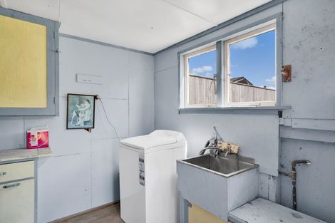 Photo of property in 41 Maire Street, Inglewood, 4330