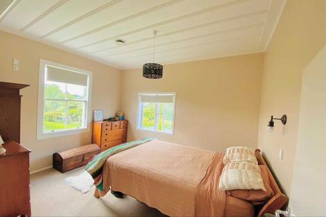 Photo of property in 22 Takiroa Street, Urenui, 4375