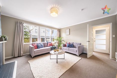 Photo of property in 20 Seddon Street, Naenae, Lower Hutt, 5011