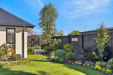 Photo of property in 16 Chatsworth Avenue, Rangiora, 7400