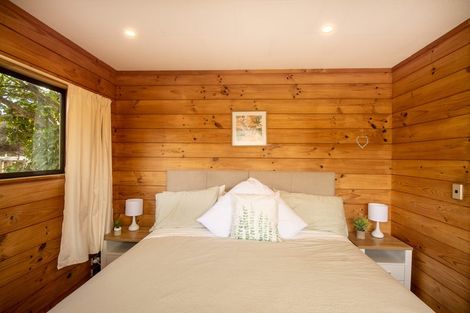 Photo of property in 65 Queens Road, Waikanae Beach, Waikanae, 5036